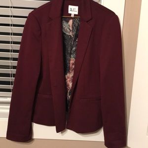Blazer in wine color